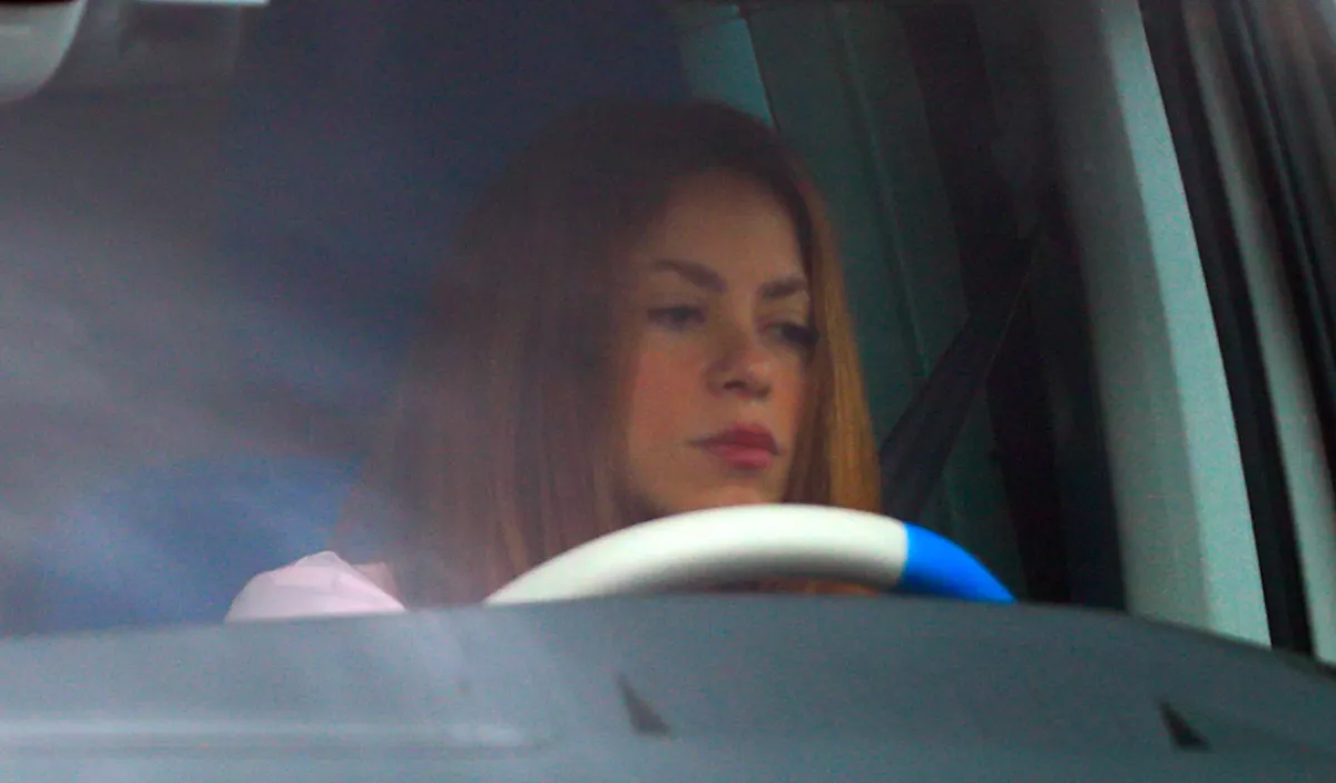 Shakira őrjöng - Gyerekei apját először fotózták le új barátnőjével