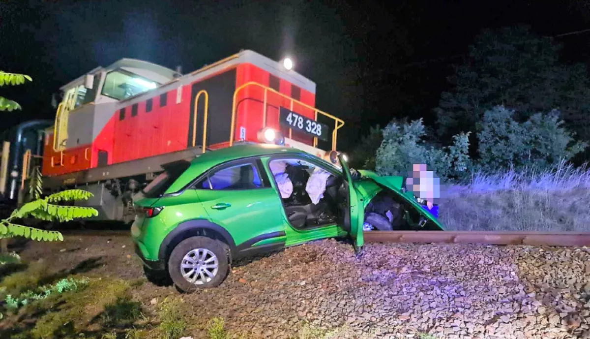 „Hála istennek meghalok" - öngyilkos lett a magyar topmodell - Fotók