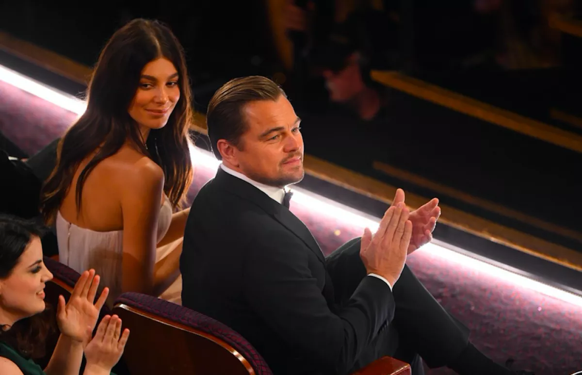 Döbbenet, miért szakított Leonardo DiCaprio a 25 éves barátnőjével
