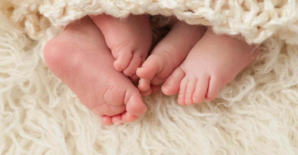 Megszülettek a magyar sztárpár ikrei - Gyönyörű neveket kaptak - Fotó