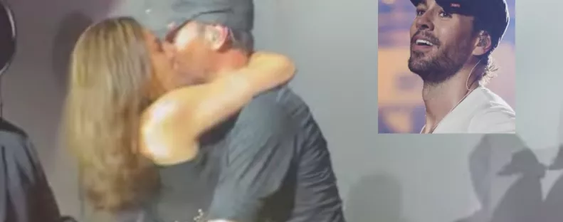 Házasságtörés? Vadul csókolózni kezdett egy rajongójával Enrique Iglesias, pedig ő csak egy szelfit akart - Videó