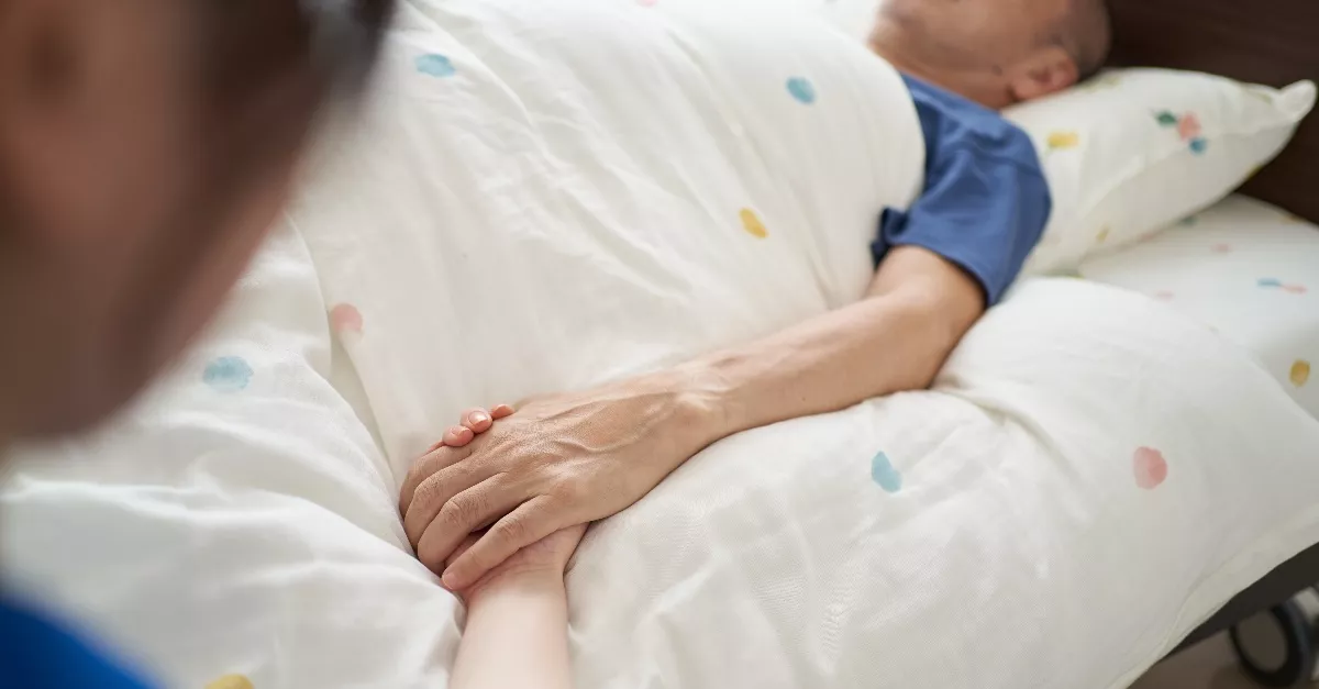 Azt hitték, kómában van: másfél évig ápolta a családja a 35 éves férfi holttestét - Videó