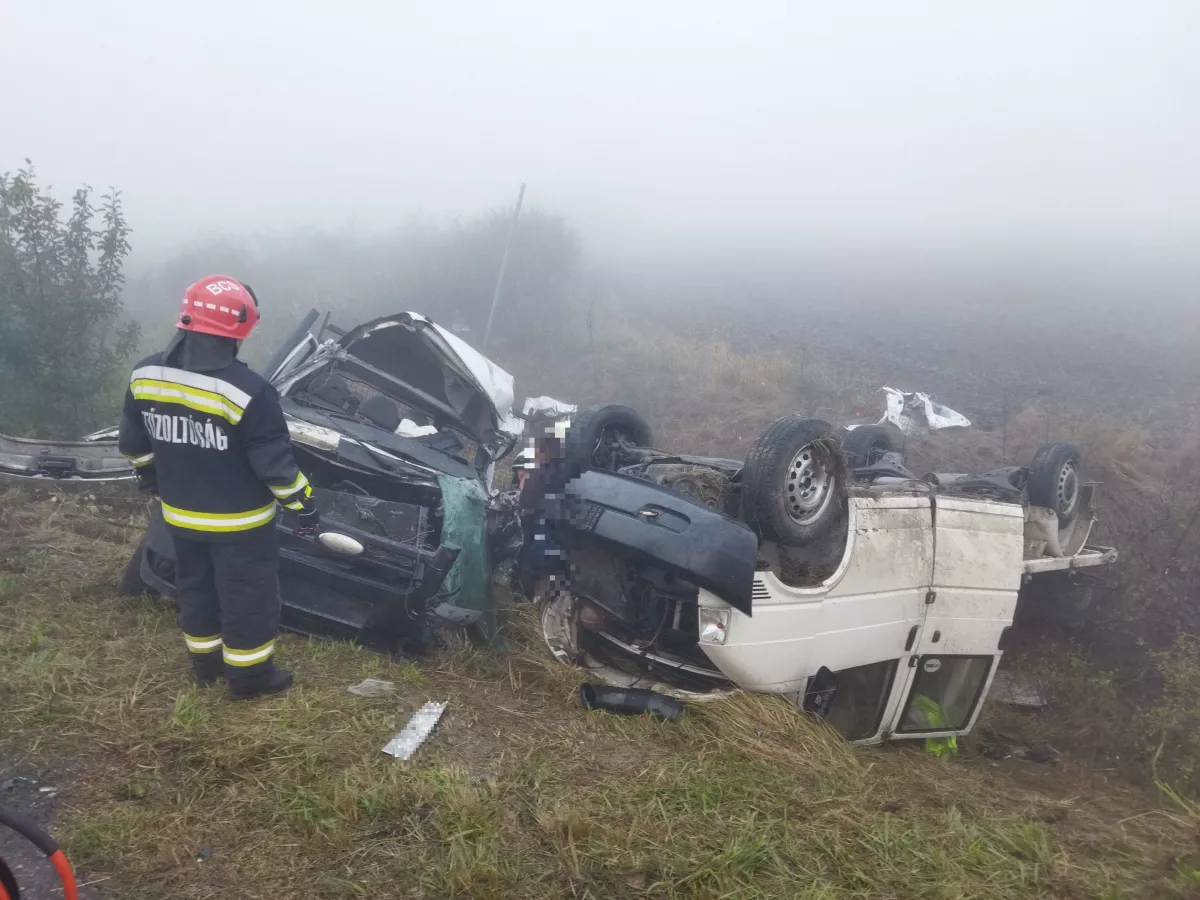 Megrázó képek Körösladányról: nyolcan megsérültek, egy ember meghalt