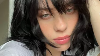 11 év korkülönbség: új szerelmével fotózták le Billie Eilisht - Videó