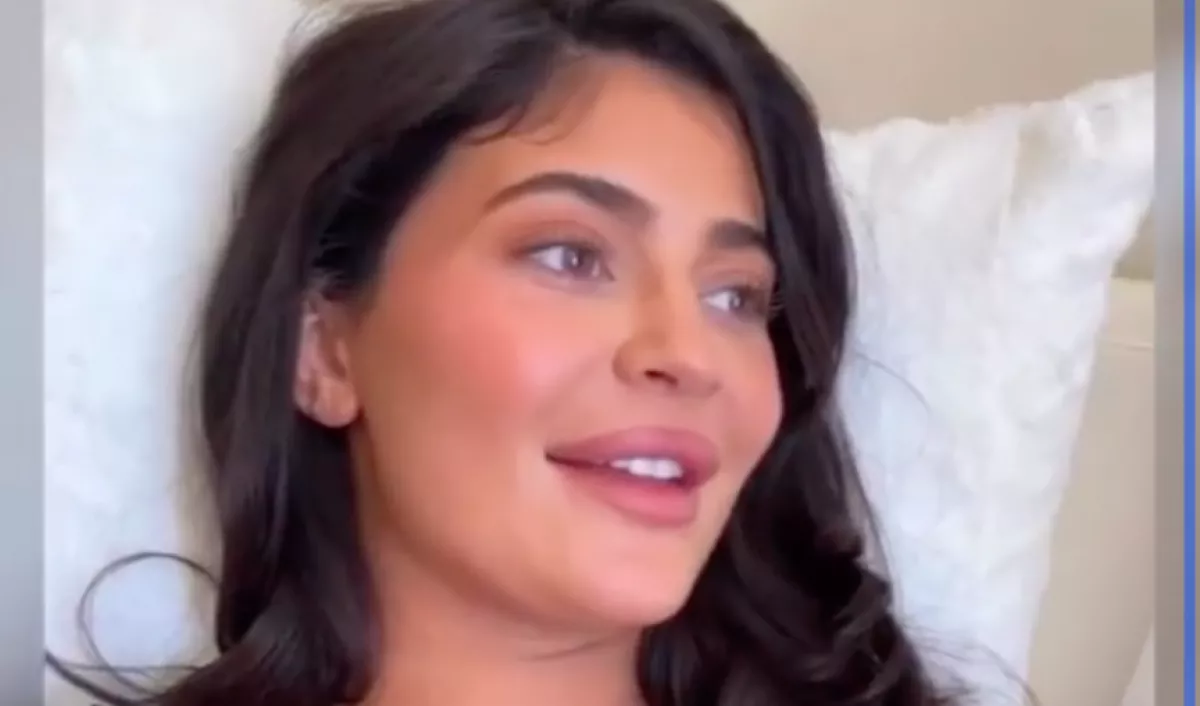 Élő videóban csúszott ki a száján, mit gondol magáról, Kylie Jennert szétszedik a neten - Videó