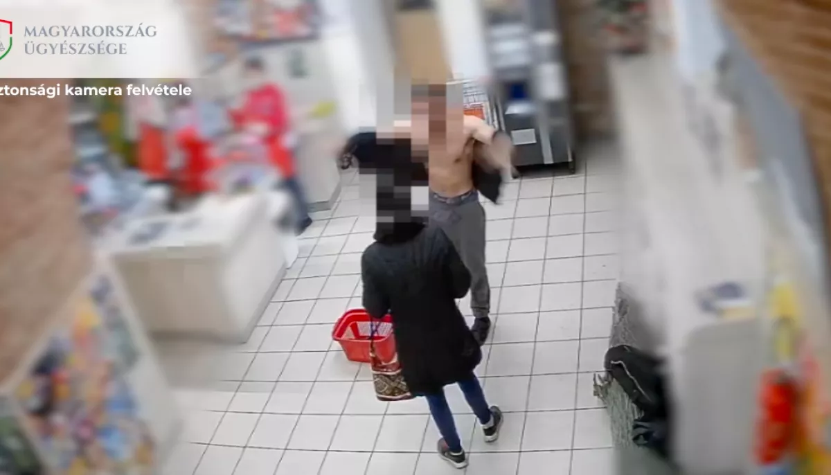 Beszorult a keze a pilismaróti üzletben tomboló félmeztelen férfinak - Mindent rögzített a kamera