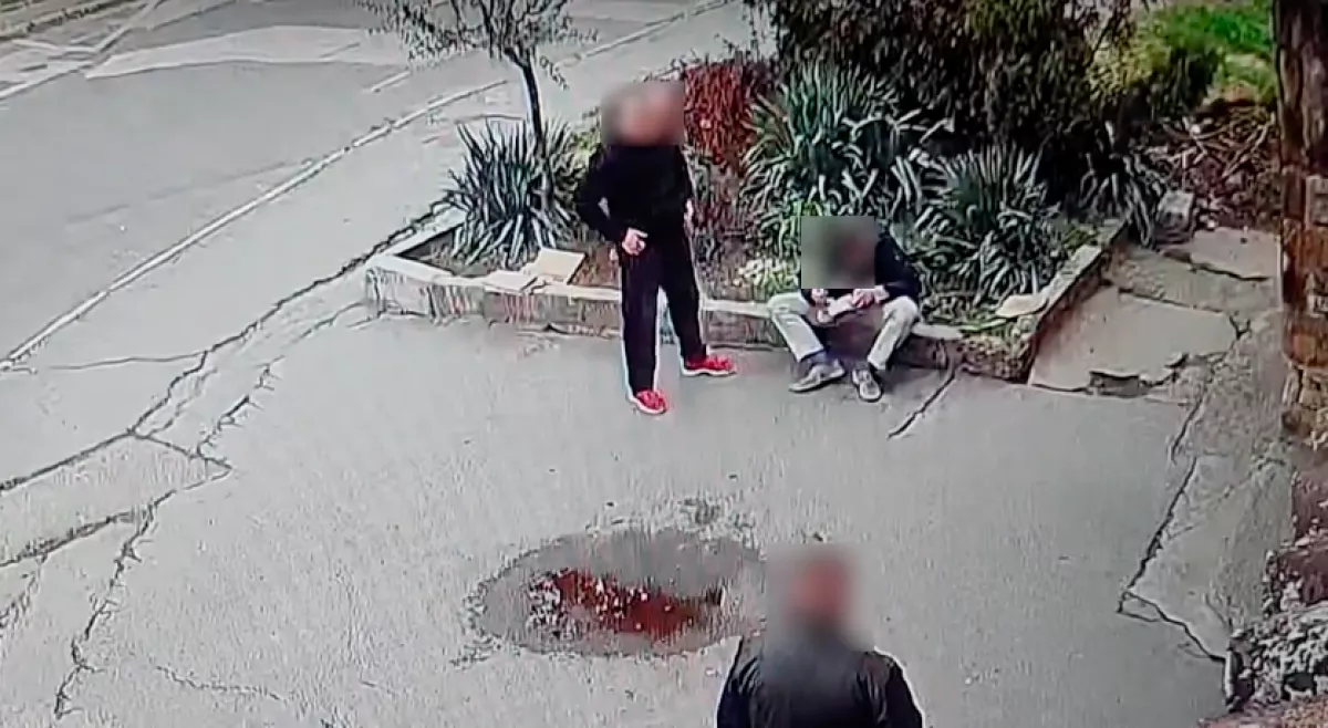 Békésen evett a 24 éves srác Veszprémben, majd váratlan dolog történt - Videó