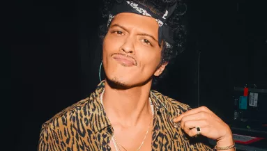 40 éves lett Bruno Mars felesége - Pikáns képeivel lett modell - Fotók