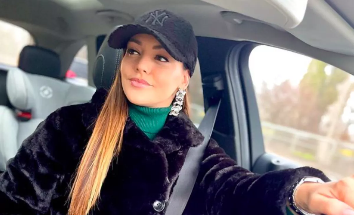 Ezt a luxusautót kapta Kulcsár Edina a szerelmétől - Fotók