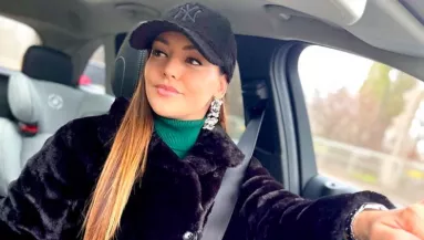 Ezt a luxusautót kapta Kulcsár Edina a szerelmétől - Fotók