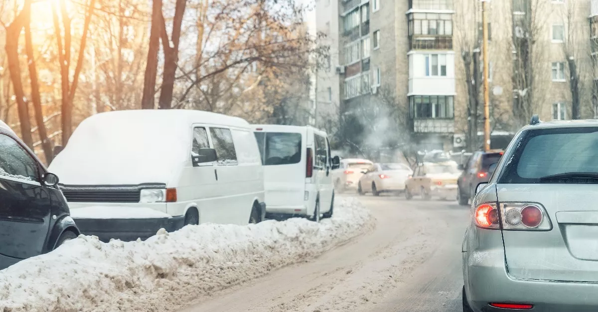 Havazás és hófúvás miatt is riasztást adtak ki hétfőre - Ezekre a megyékre