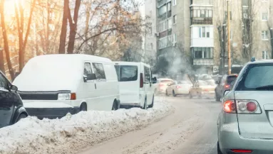 Havazás és hófúvás miatt is riasztást adtak ki hétfőre - Ezekre a megyékre