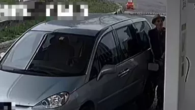 Rendkívüli ársapkát vezetett be ez a kalapos férfi Győrben - már a rendőrség is keresi