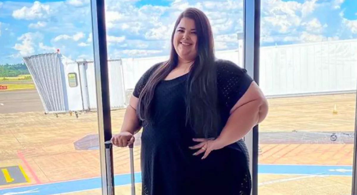 Kidobták a repülőről Julit, mert szerintük túl kövér - Ítéletet hoztak az ügyében - Fotók