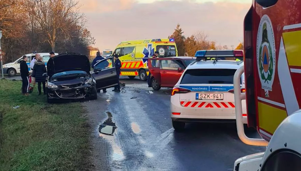Tűzoltók, mentők, rendőrök a helyszínen - Brutális képeket kaptunk