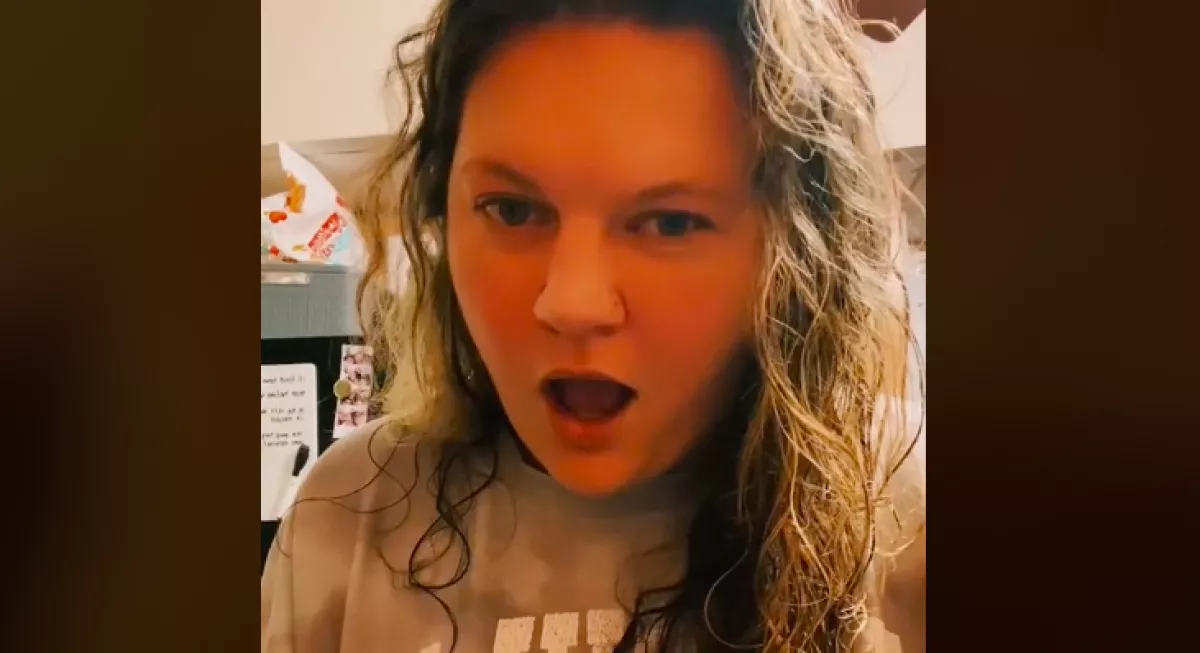 Rendelt egy szendvicset ez a nő, amit nem sokkal később kapott, attól elakadt a szava - Videó