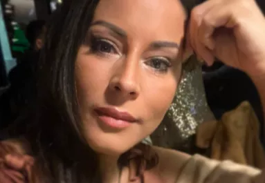 Tornóczky Anita Zámbó Jimmyről: "Ott volt a viszkis pohár mellett a fegyver"