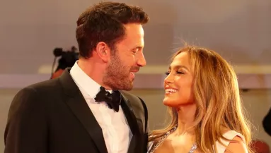Kiszivárogtak a képek: 15 milliárdért árulja J-Lo és Ben Affleck a luxusvilláját - Fotók
