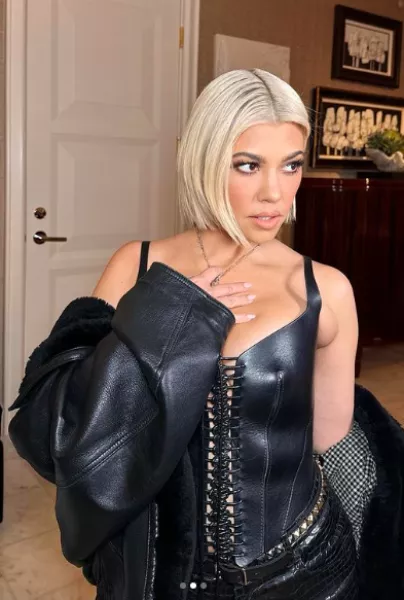 Kourtney Kardashian külső