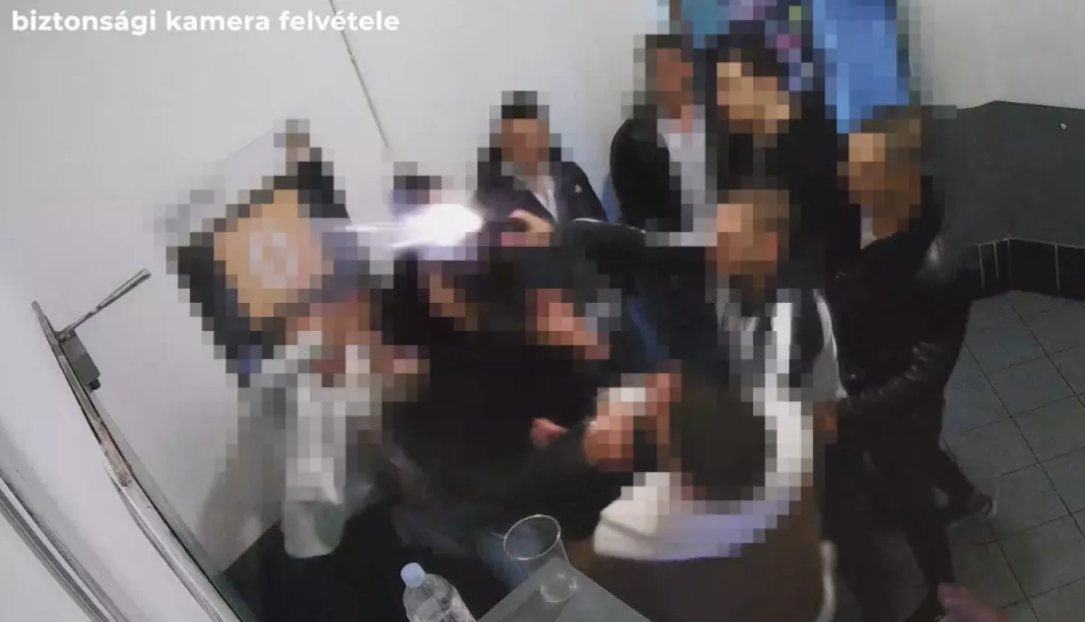 Lövöldözés egy belvárosi szórakozóhelyen - mindent rögzített a kamera - Videó