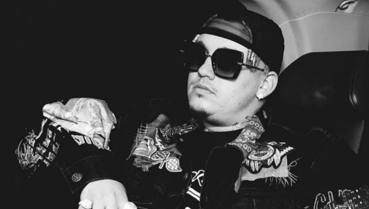 Rajongók rögzítették: a színpadon esett össze és halt meg a 28 éves rapper - Videó