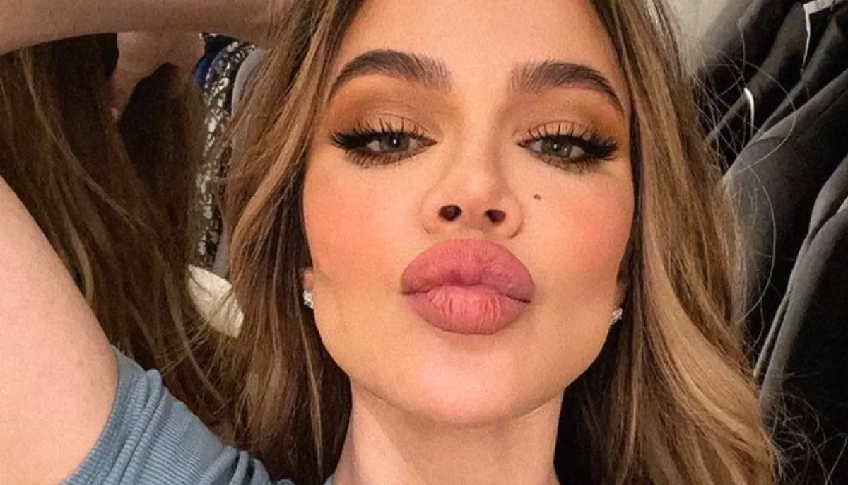 Hiába törölte a képet, ismét Khloe Kardashian photoshop bakiján röhög a világ - Fotók 