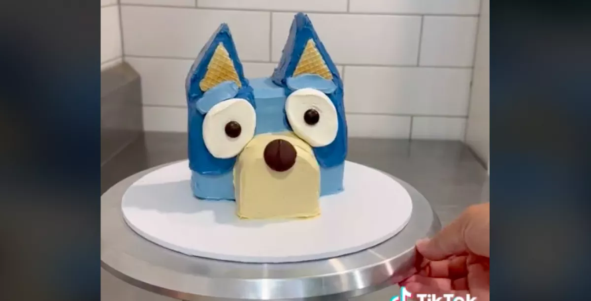 Ezt a mesekarakter tortát akarta megsütni a lány, az eredményen pusztul az egész világ - Videó
