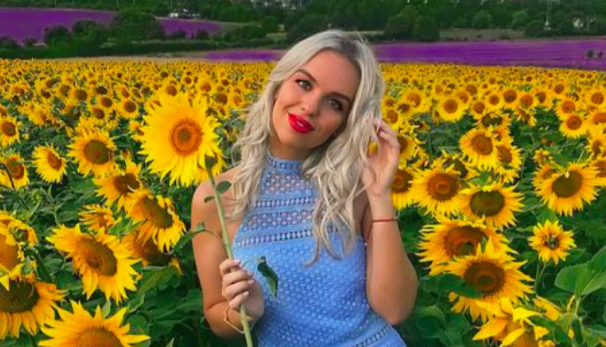 Elment reggel a mosdóba a nő, ott azonban megváltozott az egész élete - Videó 