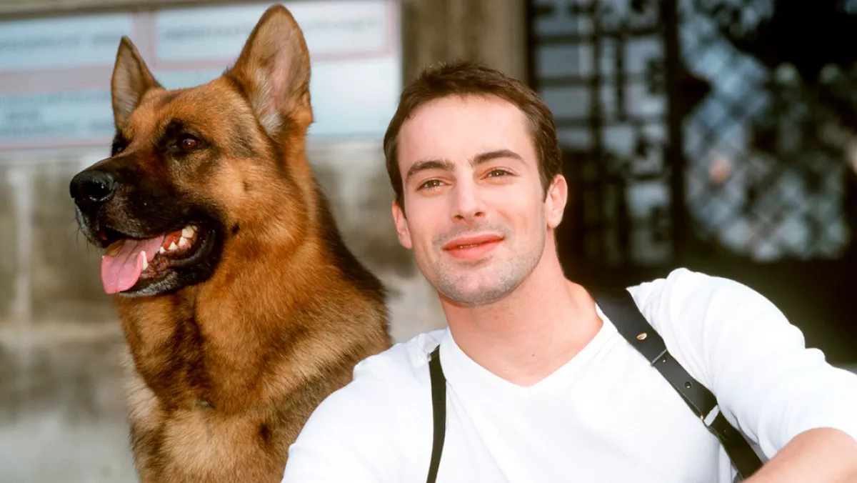 Megdöbbentő bejelentés: két nővel él együtt a Rex felügyelő sztárja - Fotók