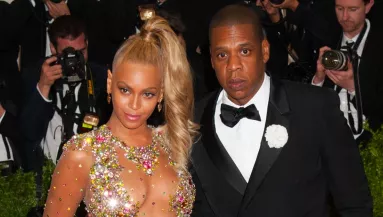 Válságban Jay-Z és Beyonce házassága - A világ legdrágább autóján is osztozniuk kéne - Fotók