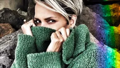 Neten a kép: meztelenül fotózták le Halle Berryt az erkélyén - Fotó