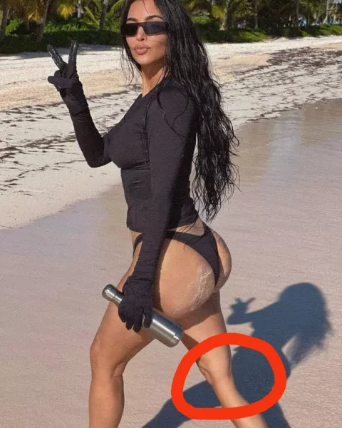 Kim Kardashian photoshop