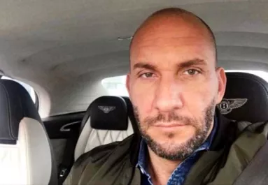 Lefotózták: Berki luxusautójával járja valaki a fővárost