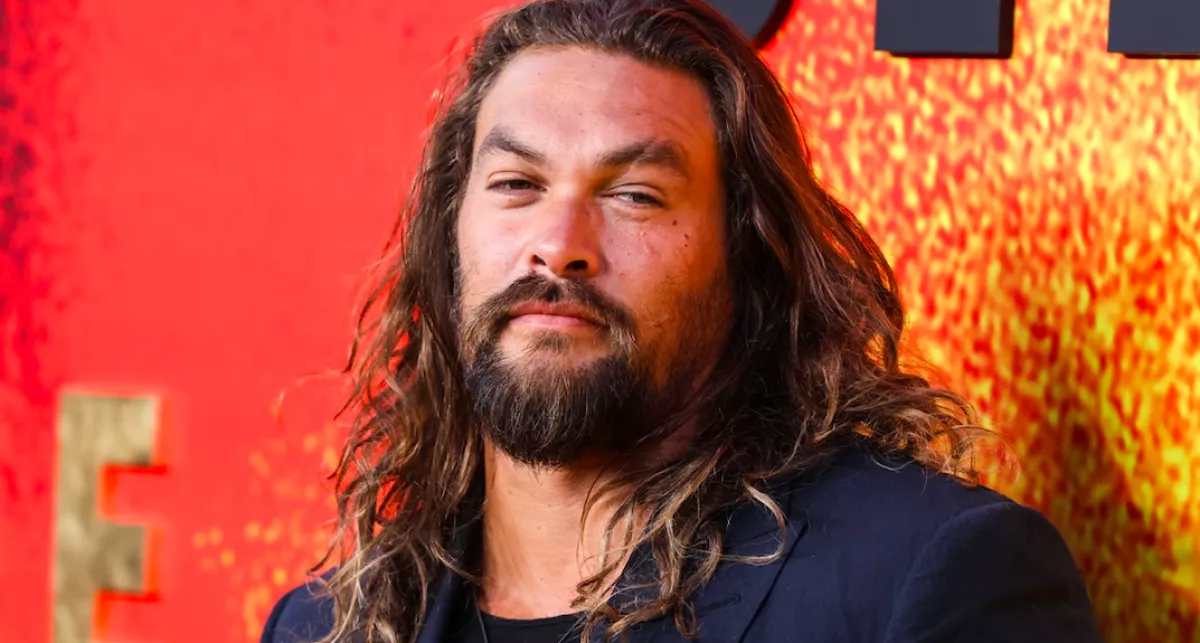 Se szakáll, se tetkó, se haj: így nézett ki fiatalon a Trónok harca sztárja - Fotók