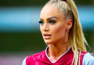 Egy night clubban támadtak rá: sztárfocista mentette meg a legszexibb focistát - Fotók