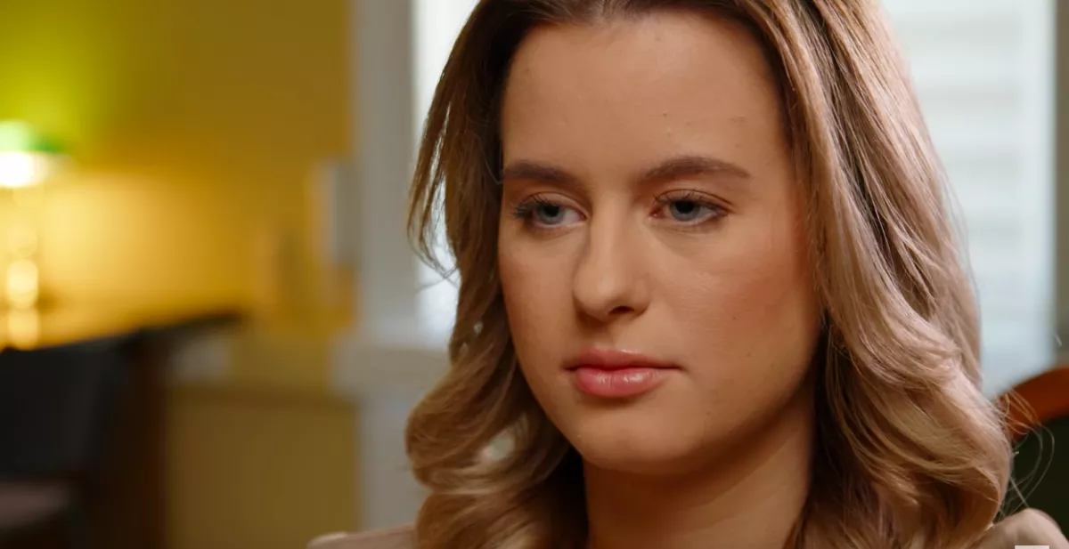 Durván megalázta a tanára Forstner Csengét - Hazugságvizsgálóra kötötték a népszerű influenszert - Videó