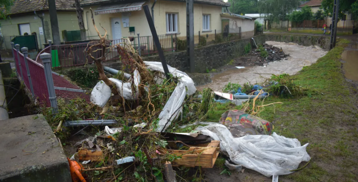 Megrázó képek: két ember halt meg Gyöngyöstarjánban, akiket elragadt az árvíz