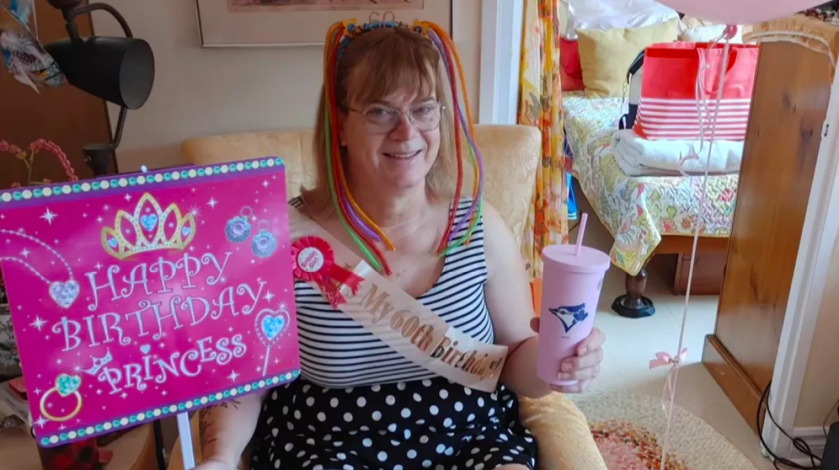 Elhagyta a gyerekeit és nejét: 6 éves kislányként kezdett új életet az apa - Fotók