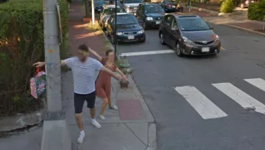 A Google-térképen bukkant hét éve halott barátjára a nő - aztán döbbenetes dolog történt - Fotók