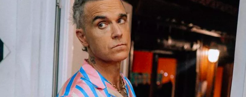 Hazudik a rajongóinak Robbie Williams: átverés a betegségéről szóló sztori