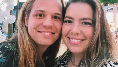 Tengeri lovaglásra vitte a nászúton a szerelmét a srác, gusztustalan véget ért a romantika - Videó