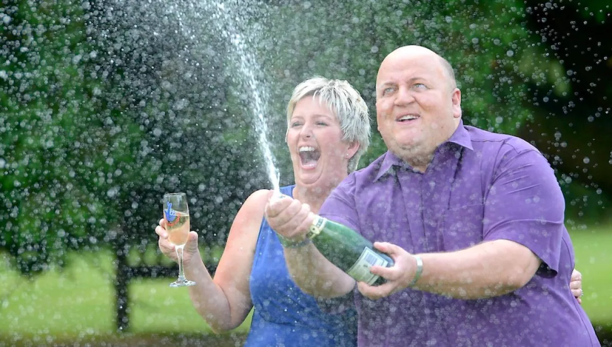 67 milliárdot nyert a lottón: így bosszantja új szomszédjait - Fotók