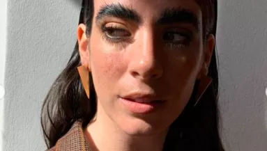 Hónapok óta nem borotválkozik Martina, már mindene szőrös és Tik-Tok sztár - Videók 