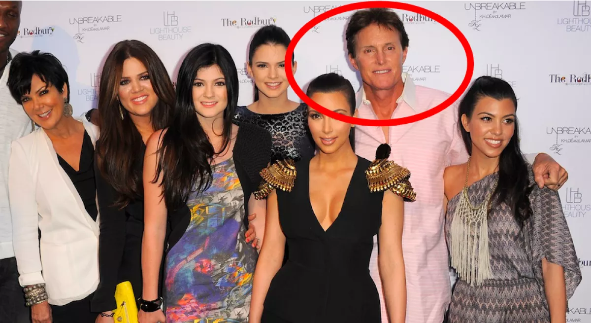 Múmia: darabjaira hullik Kylie Jenner apjának arca - Évek óta nőként él - Fotók