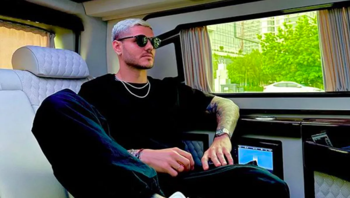 Futballsztár vette meg a világ legdrágább autóját - Nem Messi, Nem Ronaldo - Fotók