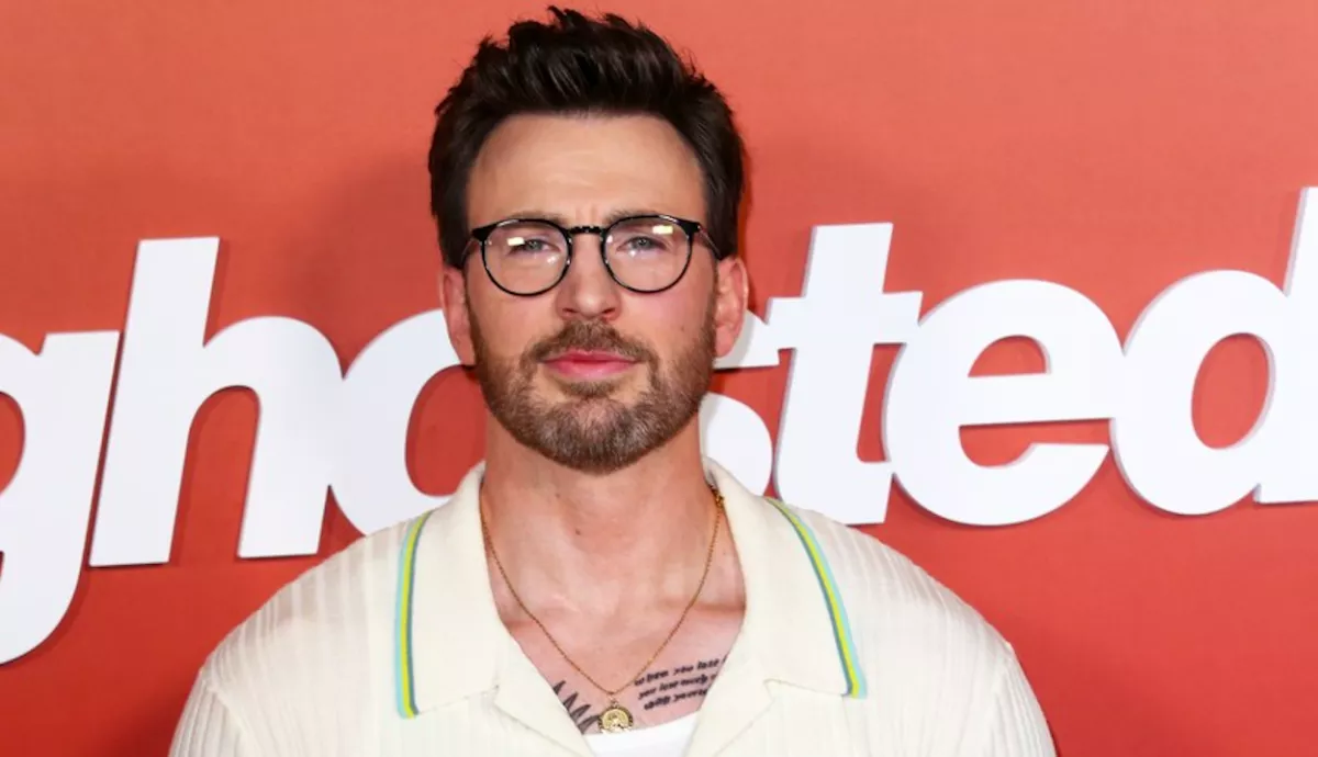 Titokban vette el 16 évvel fiatalabb szerelmét a "legszexibb élő férfi" - Fotók