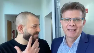  G. w. M-mel viccelődött a TikTok-videóiban az ATV műsorvezetője: most véletlenül futottak össze kamerák előtt - Videó