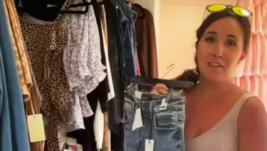 Tiktoker állítja: így tudod meg felpróbálás nélkül, hogy jó-e rád a nadrág - Videó