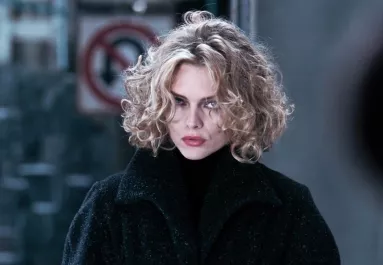 Smink nélkül posztolt a 65 éves Michelle Pfeiffer - Fütyül a korra - Fotók