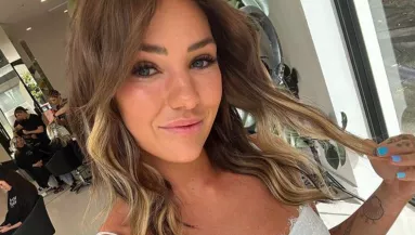 Felfordult a gyomra a lánynak, amikor a rájött, ki a legjobb kuncsaftja - Fotók